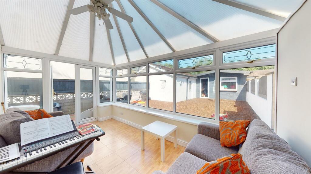 Additional image 4 of Glan Y Nant, Treoes, Bridgend