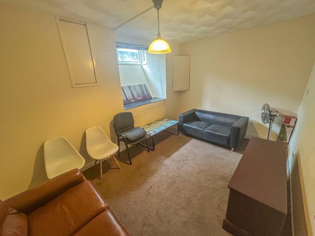 Additional image 3 of Broadway, ,