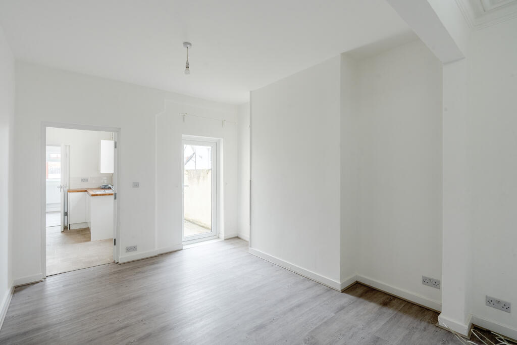Additional image 5 of Garden Flat, Toronto Road, Bristol