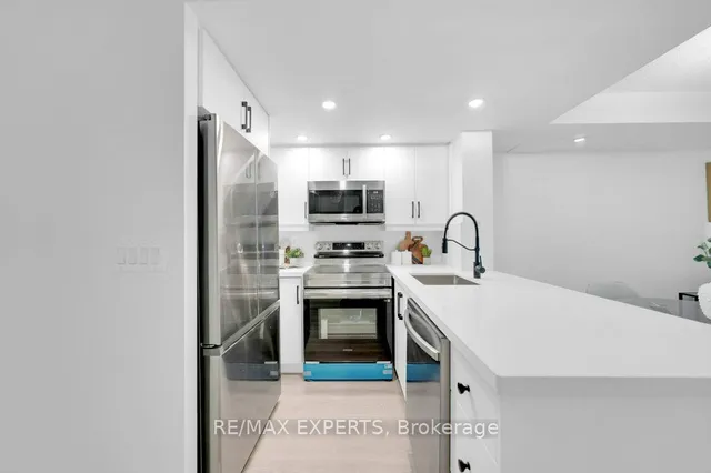 Additional image 11 of 65 E Liberty St Unit 818