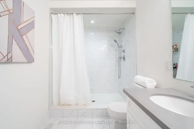 Additional image 22 of 45 Great Falls Blvd