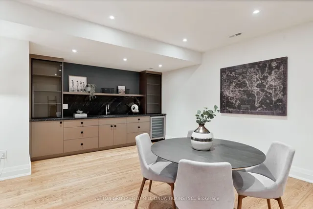 Additional image 37 of 88 Willingdon Blvd