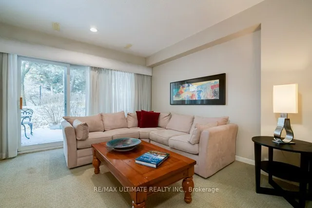 Additional image 6 of 78 Upper Canada Dr Unit 3