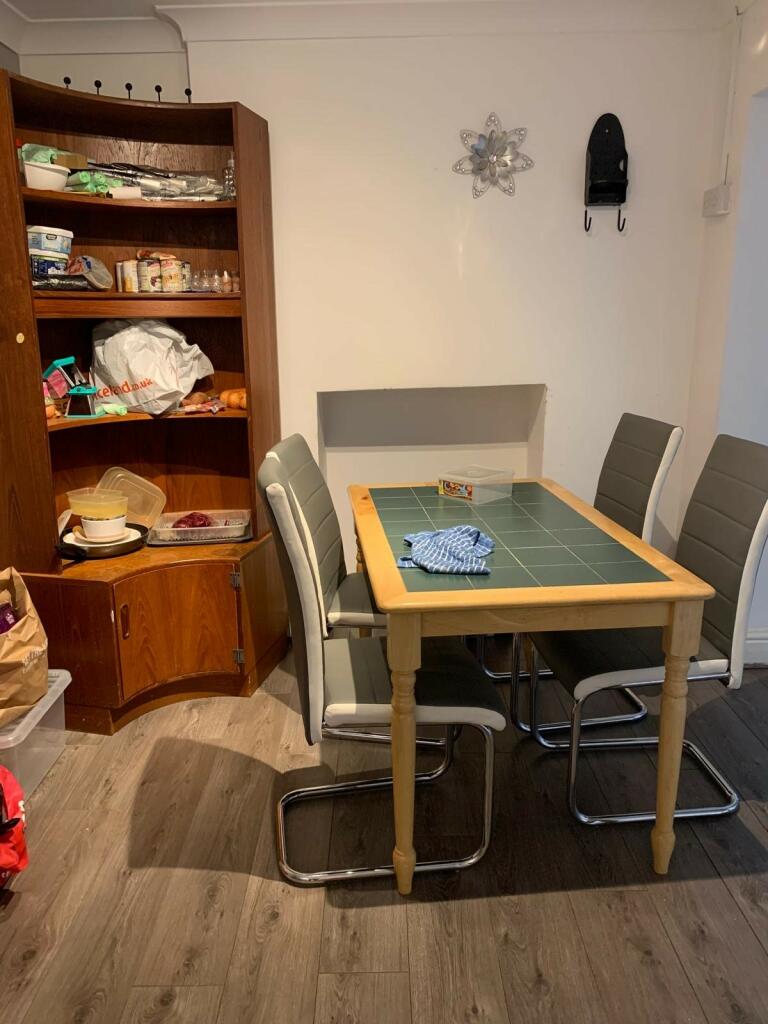 Additional image 4 of 42 King Street, Pontypridd, Rhondda Cynon Taff CF37 1RR