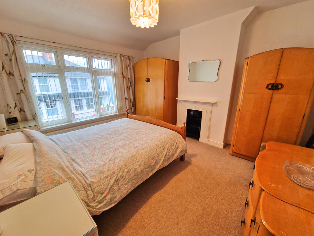 Additional image 10 of LEWIS PLACE, PORTHCAWL, CF36 3EG