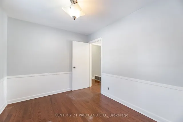 Additional image 27 of 423 Lawson Rd