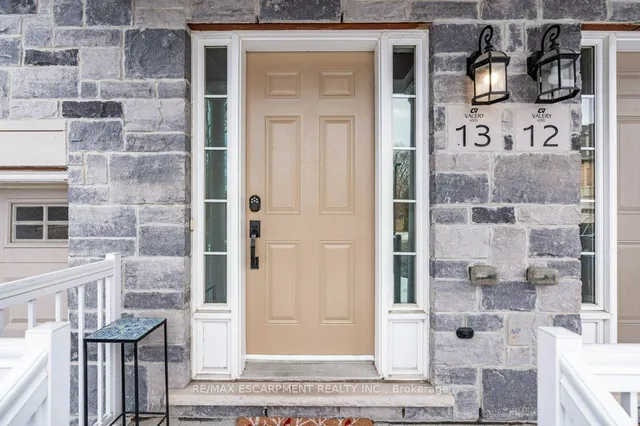 Additional image 3 of 2220 Queensway Dr Unit 13