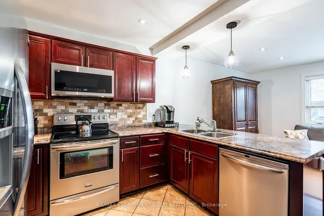 Additional image 15 of 76 Park Row