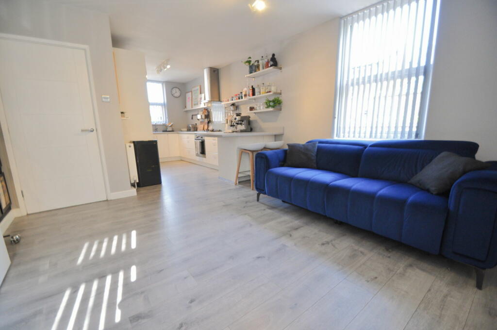 Additional image 13 of Warwick Drive, Wallasey