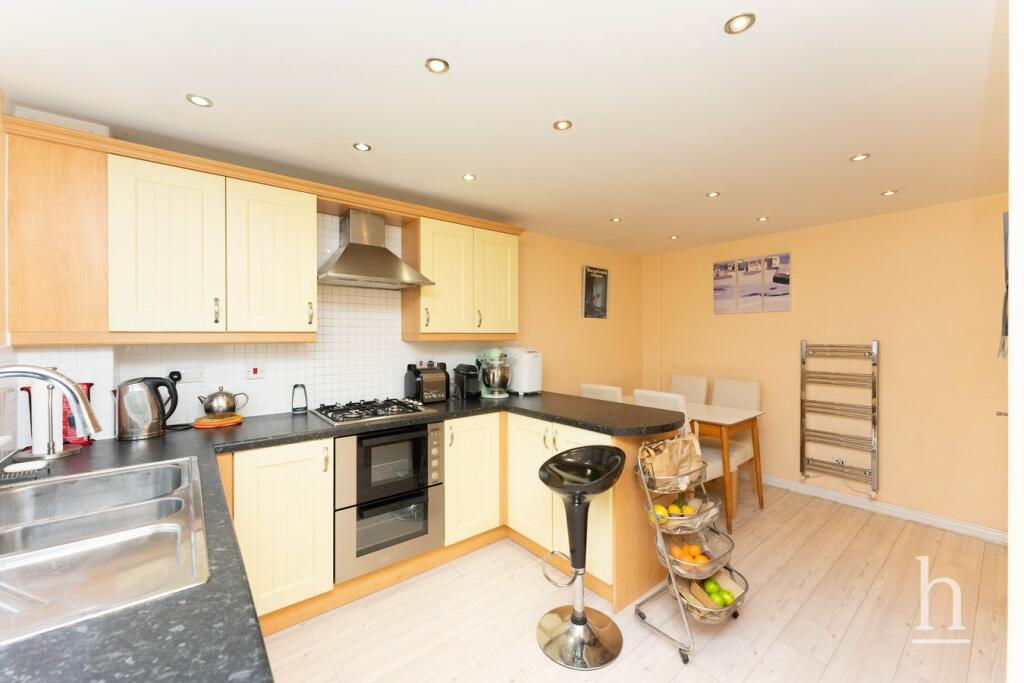Additional image 5 of East O' Hills Close, Heswall, Wirral, CH60