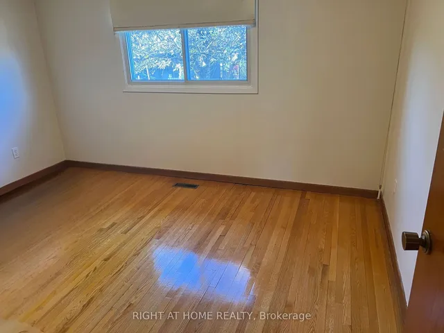 Additional image 9 of 254 Apache Tr