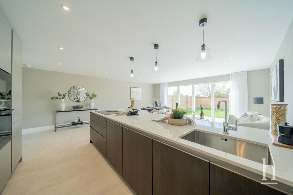 Additional image 10 of Telegraph Road, Heswall, CH60