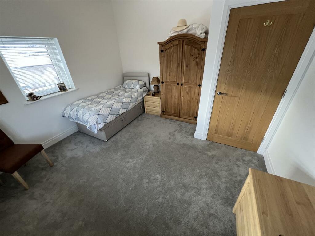 Additional image 30 of Barnston Road, Heswall, Wirral