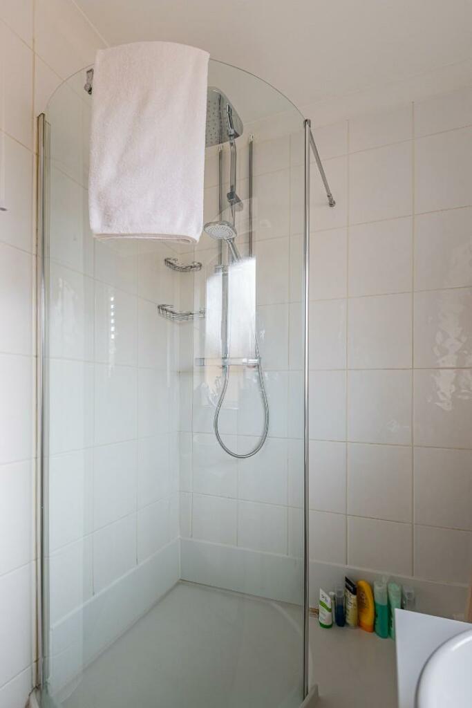 Additional image 13 of Plas Pamir, Penarth