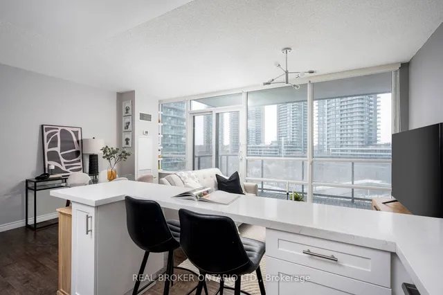 Additional image 21 of 2240 Lake Shore Blvd Unit 605