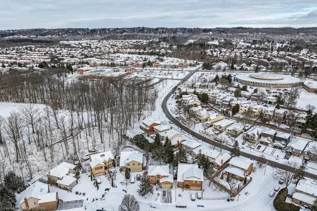 Additional image 45 of 3 Barrington Crt