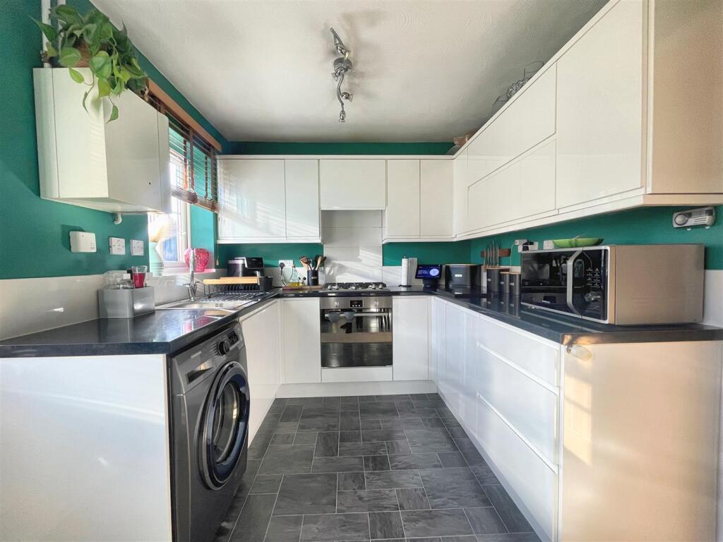 Additional image 16 of Sutton Close, Locking Castle, Weston super Mare