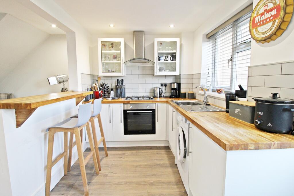 Additional image 21 of The Hollies, Brynsadler, Pontyclun, Rhondda Cynon Taff. CF72 9BB