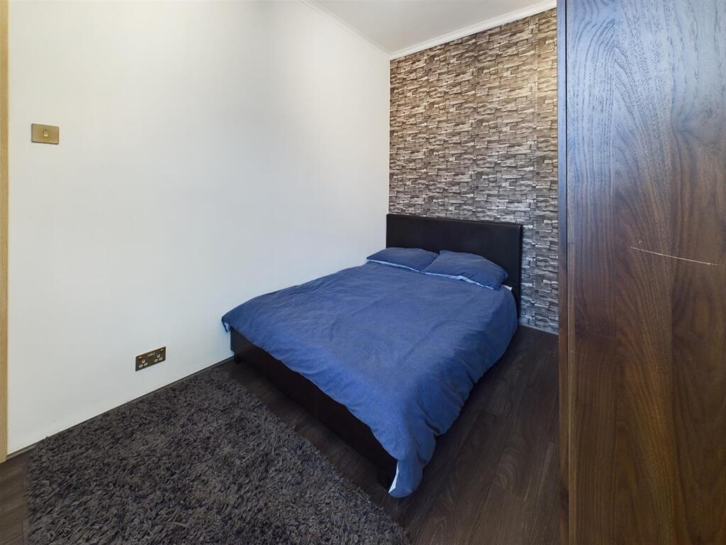 Additional image 22 of Bridle Road