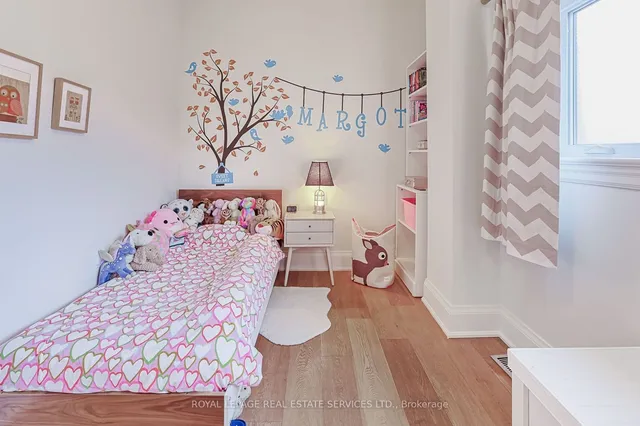 Additional image 29 of 115 Humbercrest Blvd