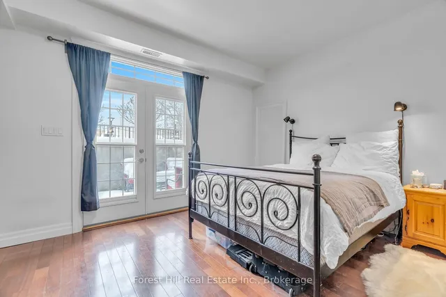 Additional image 11 of 555 King St Unit 104