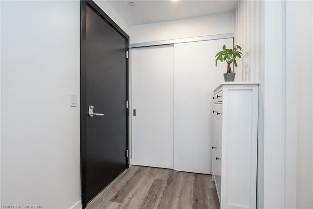 Additional image 16 of 15 Wellington St Unit 1101