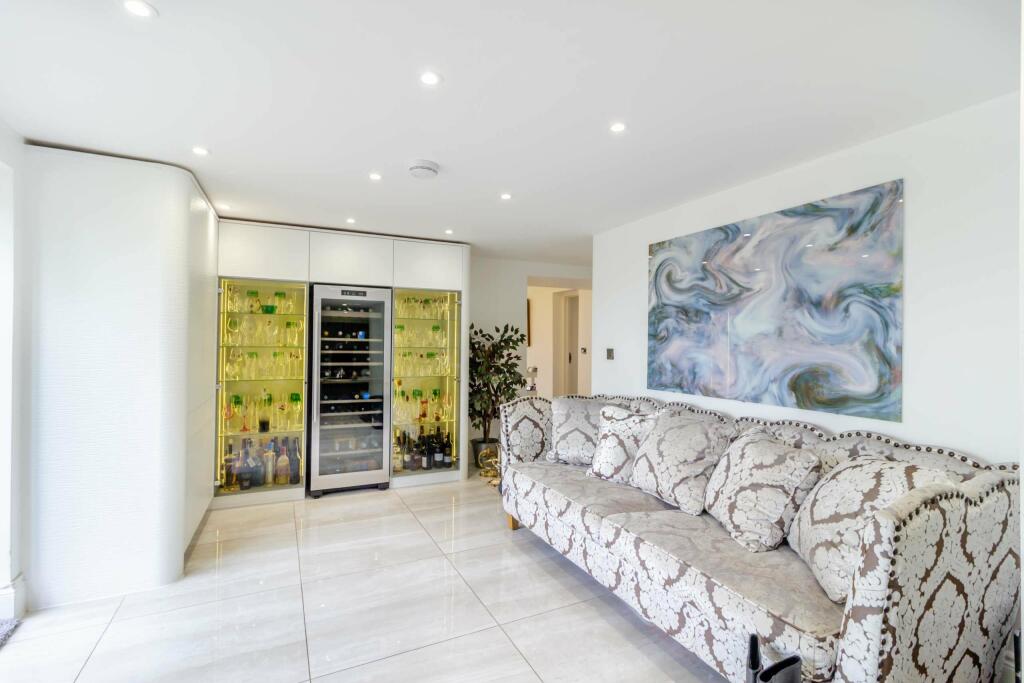 Additional image 16 of Rudry