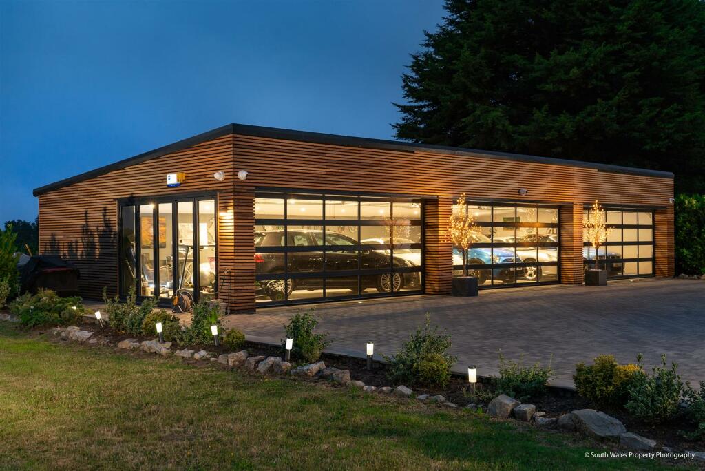 Additional image 16 of St Nicholas, Cowbridge