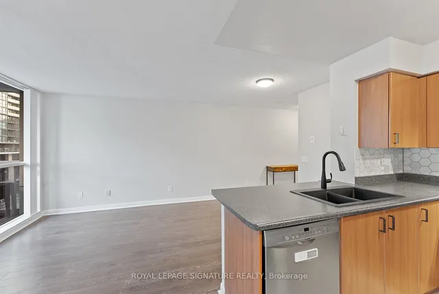 Additional image 11 of 4978 Yonge St Unit 815
