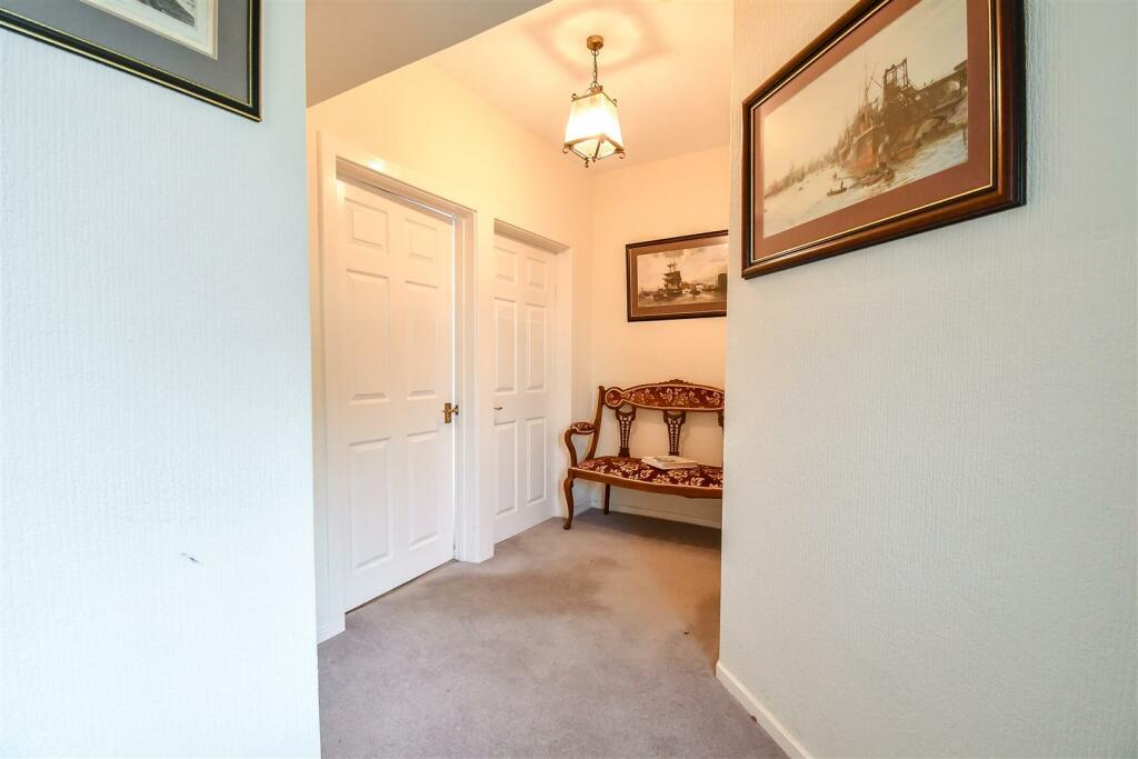 Additional image 29 of Trem Y Don, Barry