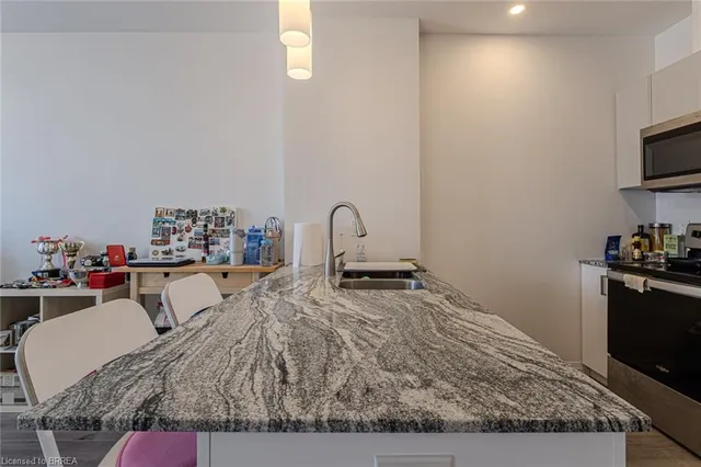 Additional image 17 of 60 Charles St Unit 503