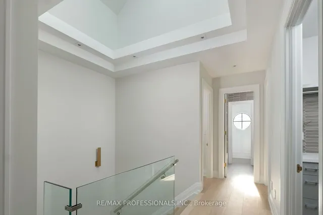 Additional image 15 of 10 Shand Ave