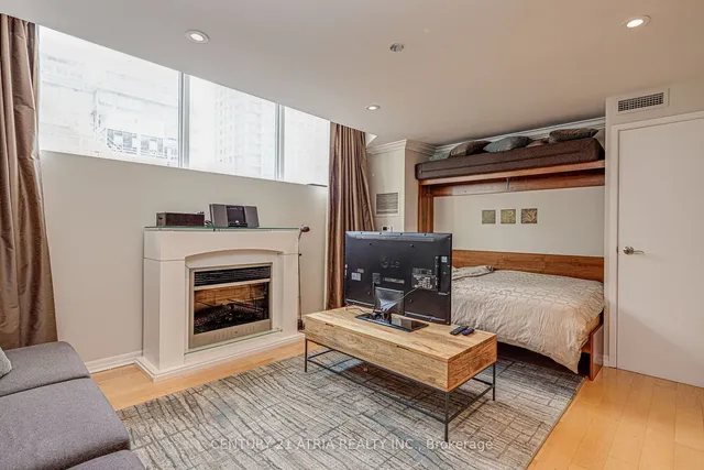 Additional image 8 of 1 King St Unit 1412