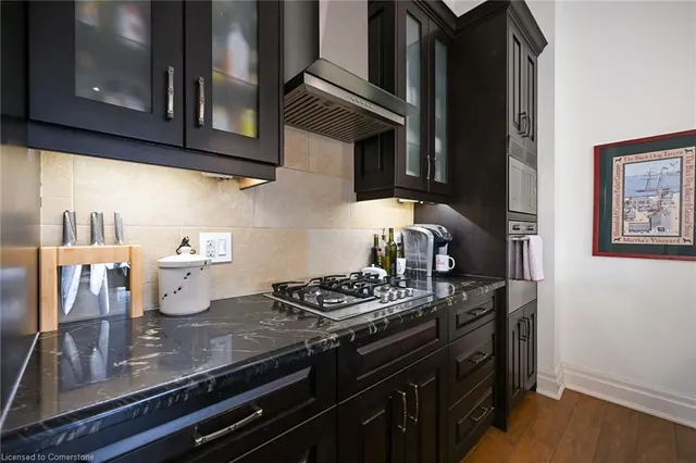 Additional image 11 of 397 King St Unit 205