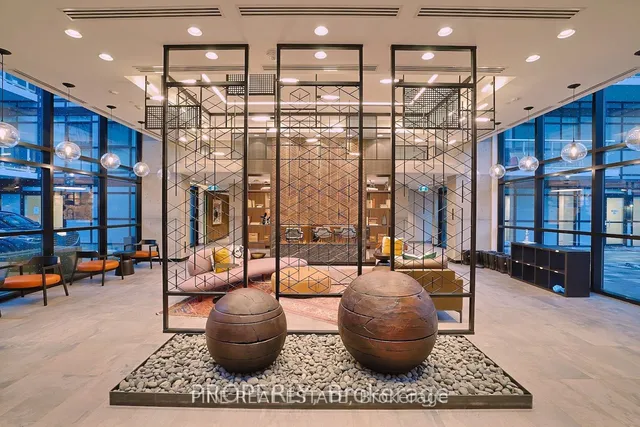 251 Manitoba St Unit 1306