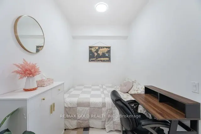 Additional image 8 of 2212 Lakeshore Blvd Unit 2210