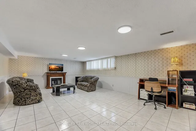 Additional image 22 of 109 Westhampton Dr