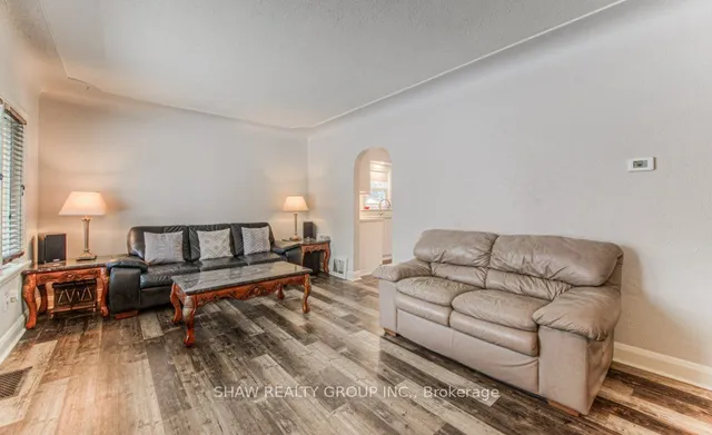 Additional image 4 of 39 Turner Ave