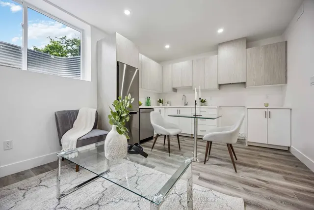 Additional image 15 of 1925 Lawrence Ave