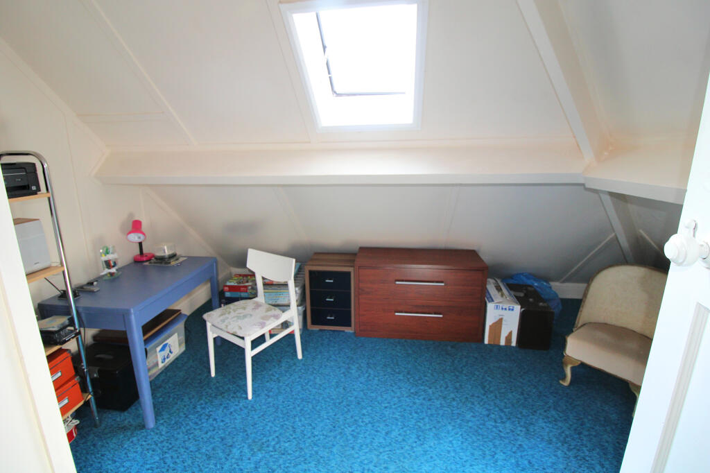 Additional image 13 of LOUGHER GARDENS, PORTHCAWL, CF36 3BJ