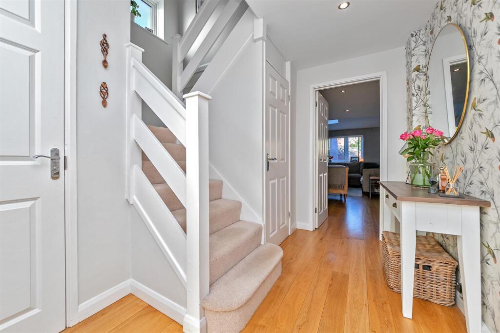 Additional image 19 of Hadrian Close, St Albans