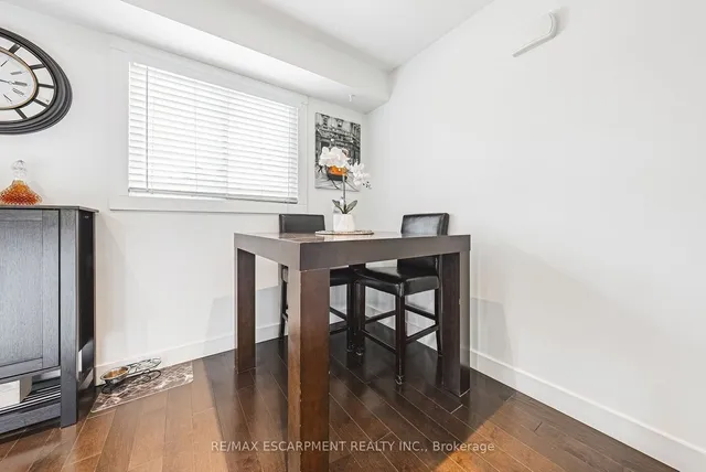 Additional image 14 of 1155 Paramount Dr Unit 26