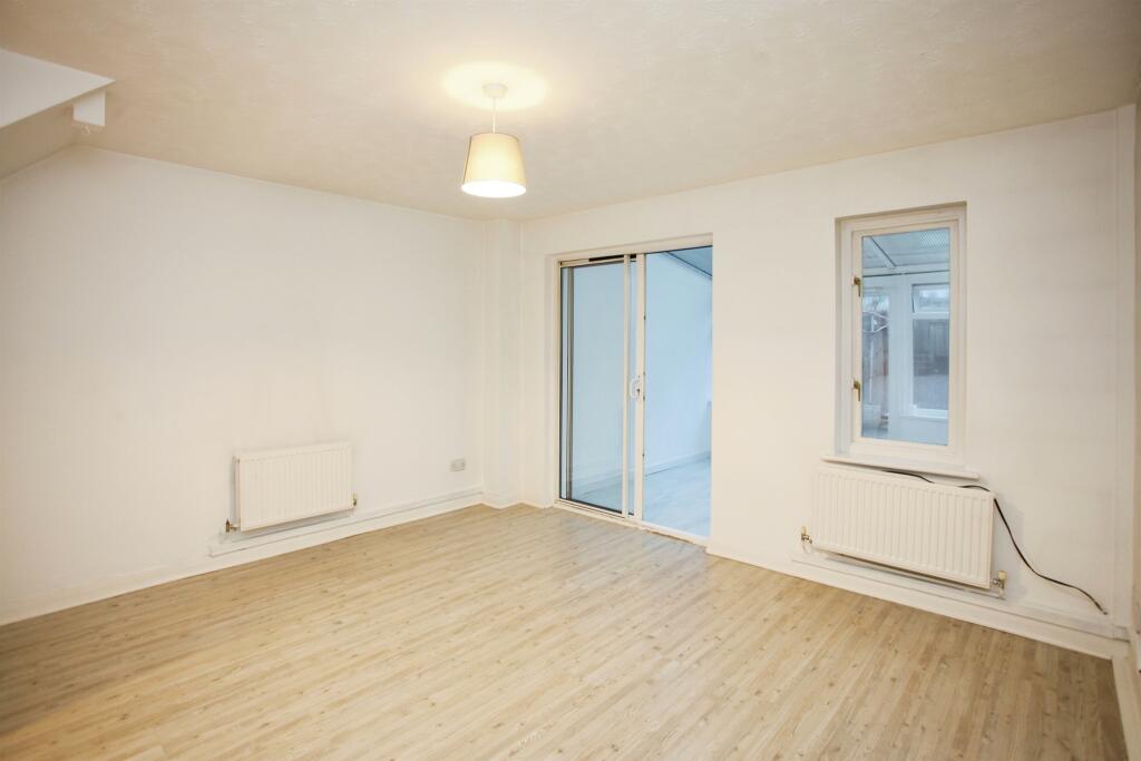 Additional image 9 of Clos Y Dolydd, Beddau, Pontypridd
