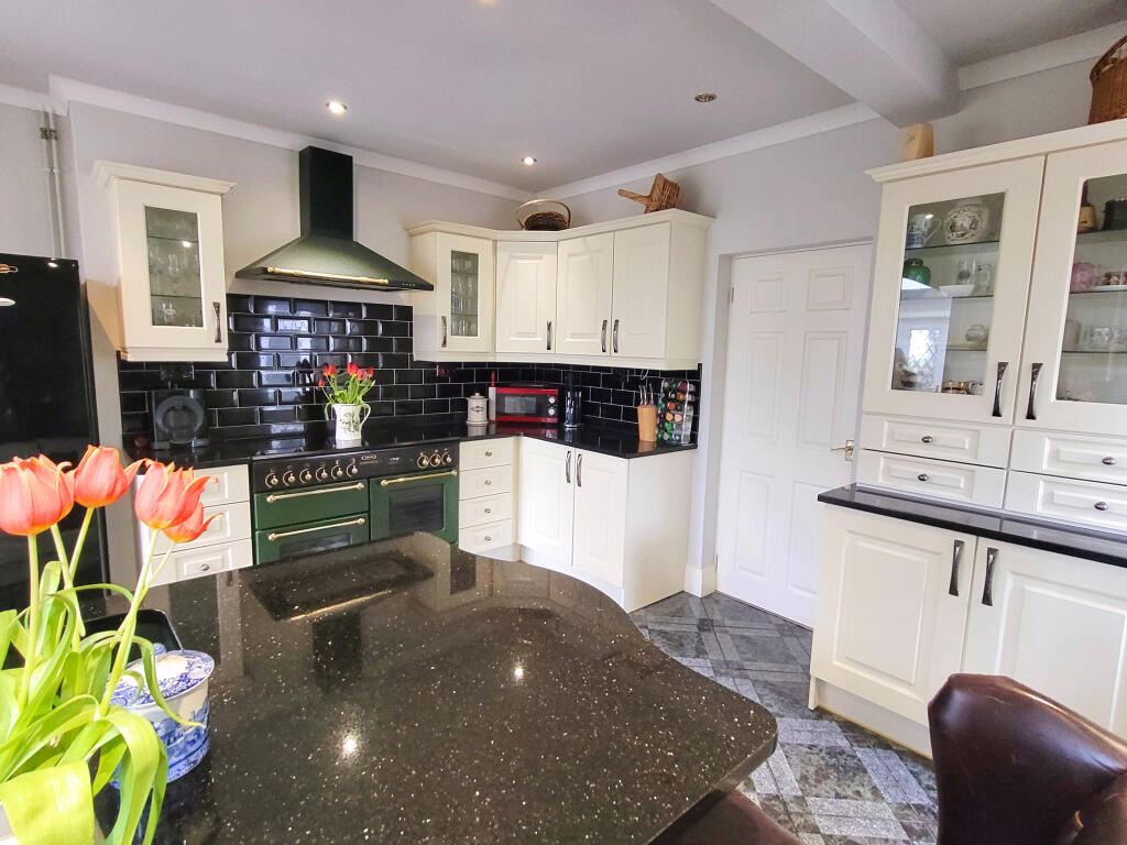 Additional image 11 of SEVERN ROAD, PORTHCAWL, CF36 3LN