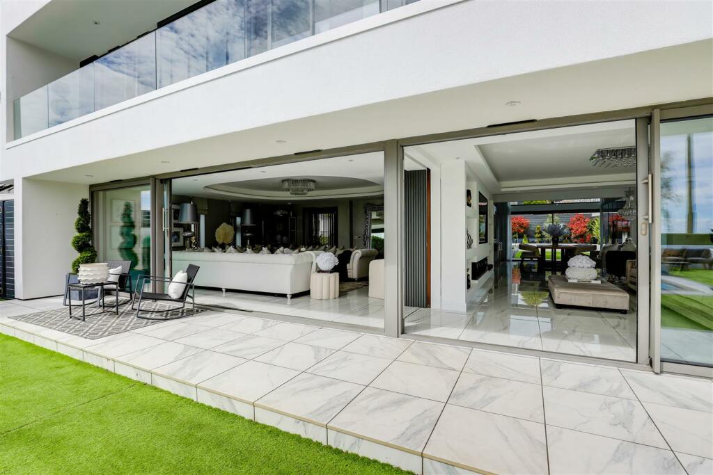 Additional image 32 of Sea View Court, Fontygary Road, Rhoose, Vale of Glamorgan, CF62 3FN