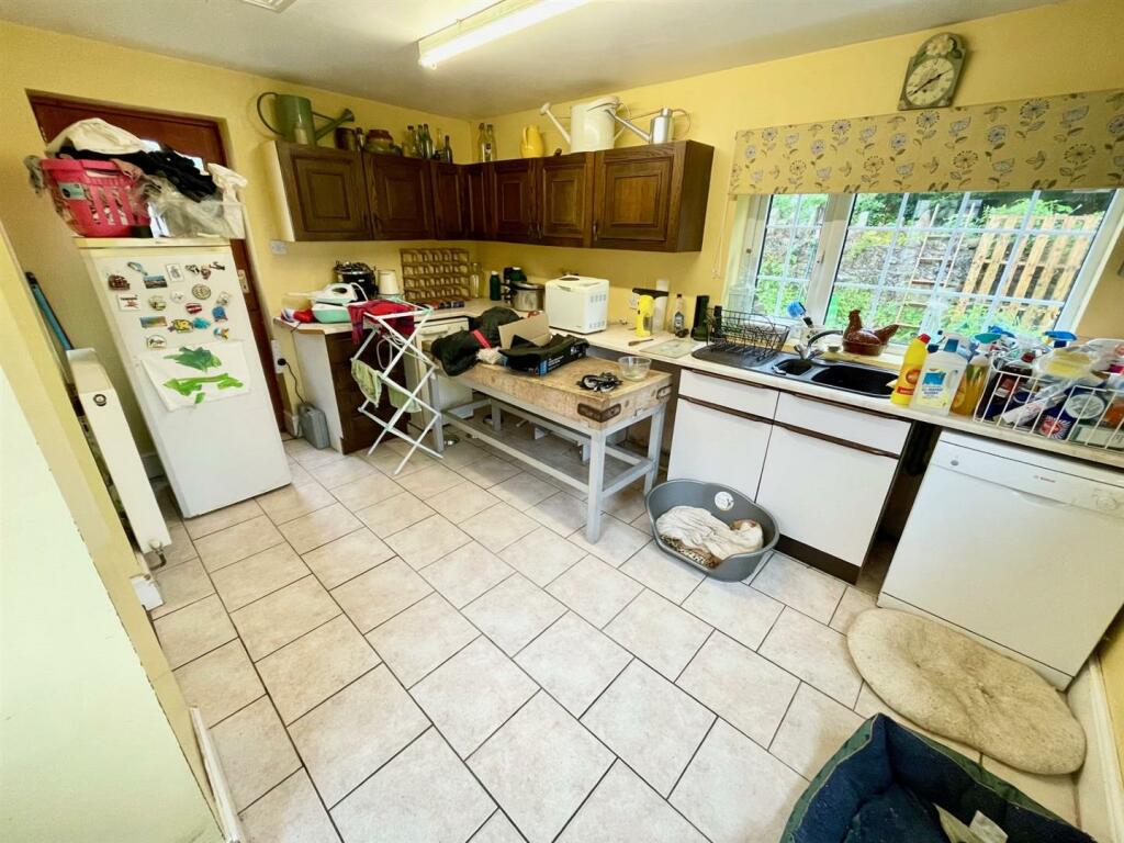 Additional image 6 of Leadbrook Drive, Flint