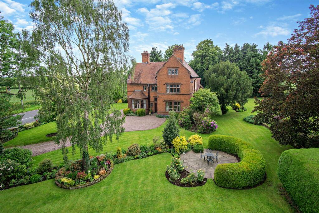 Primary image of Whitchurch Road, Handley, Nr Tattenhall, Cheshire, CH3
