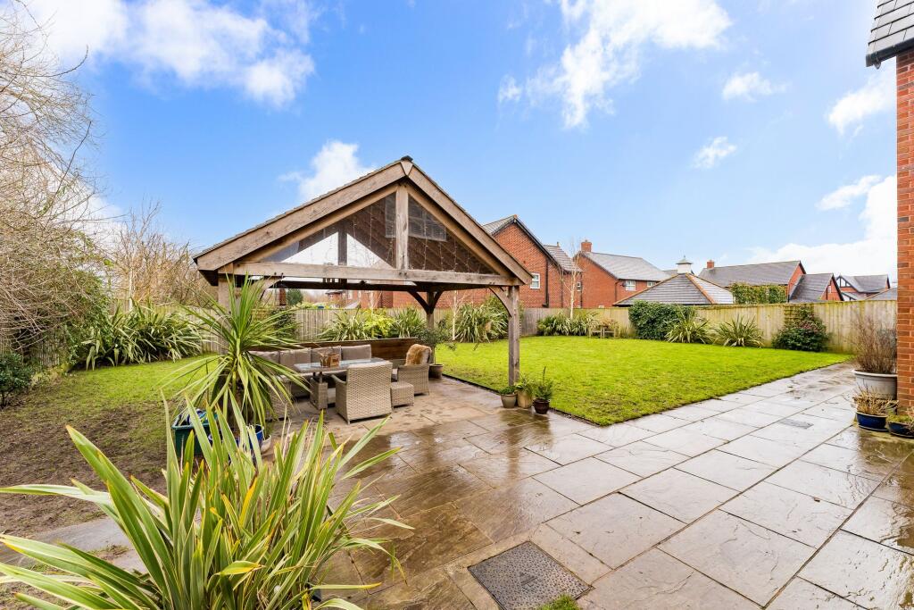 Additional image 27 of Spacious, Private, and Unrivalled Views Across Fields