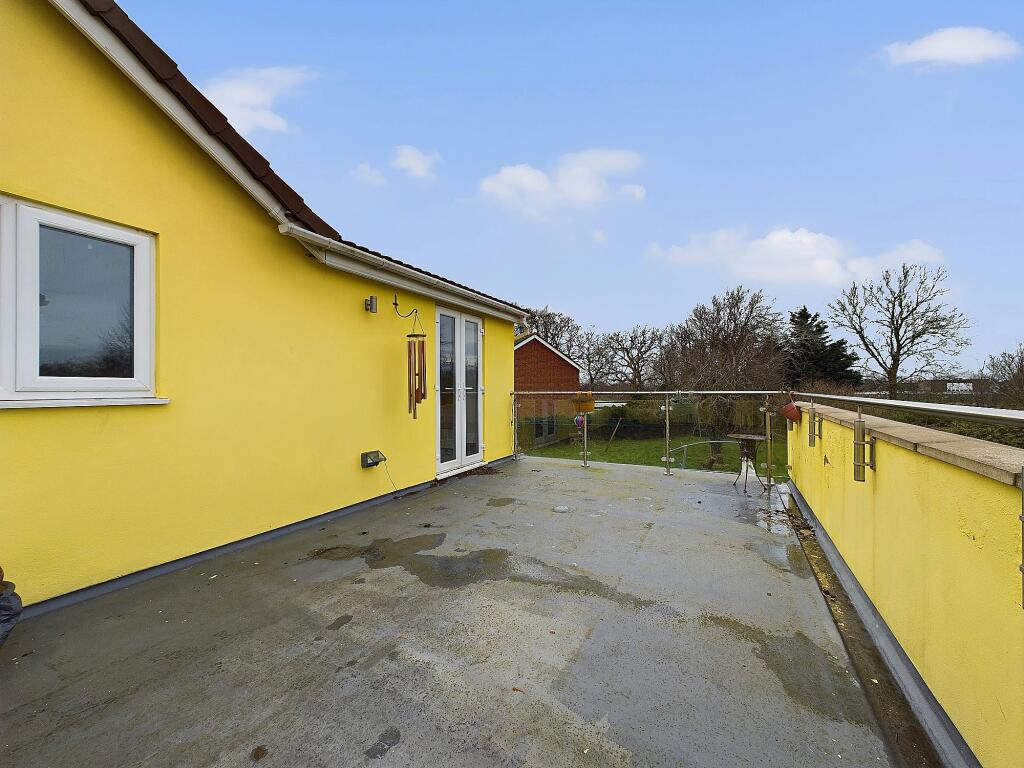 Additional image 24 of Lache Lane, Chester, CH4