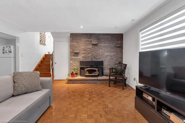 Additional image 30 of 11 Hickson Dr